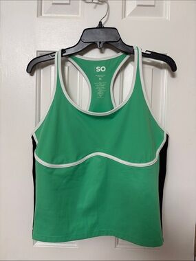 SO sporty crop tank top